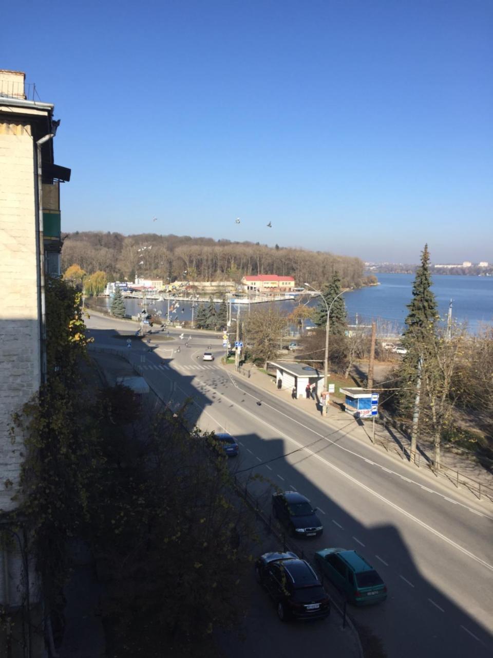 Апартаменты С Видом На Озеро Ternopil Exterior photo